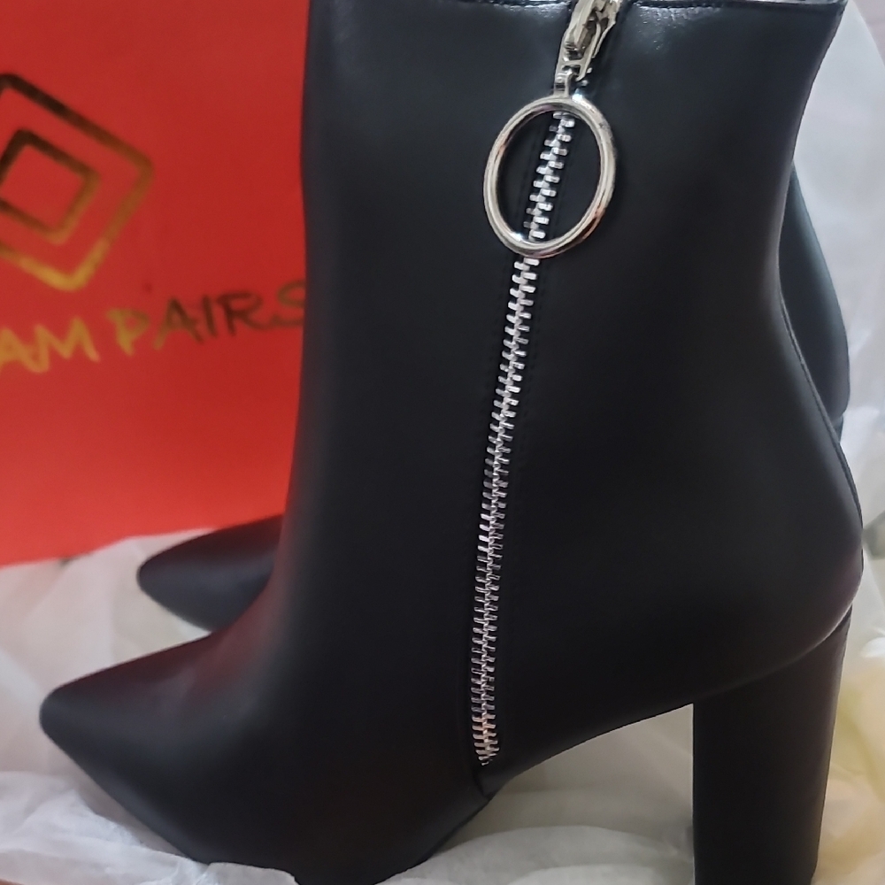 Dream Pairs Black Heeled Boots with Silver Zipper